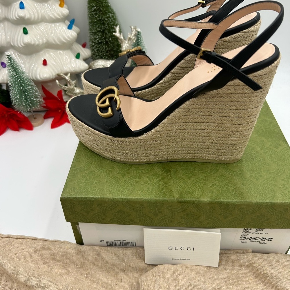 Gucci women's Black GG leather Wedge espadrille Sandals size 41 fits 10 US - Picture 4 of 10